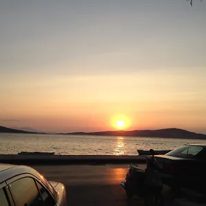 Otel Pera Ayvalik Guest House, Ayvalı